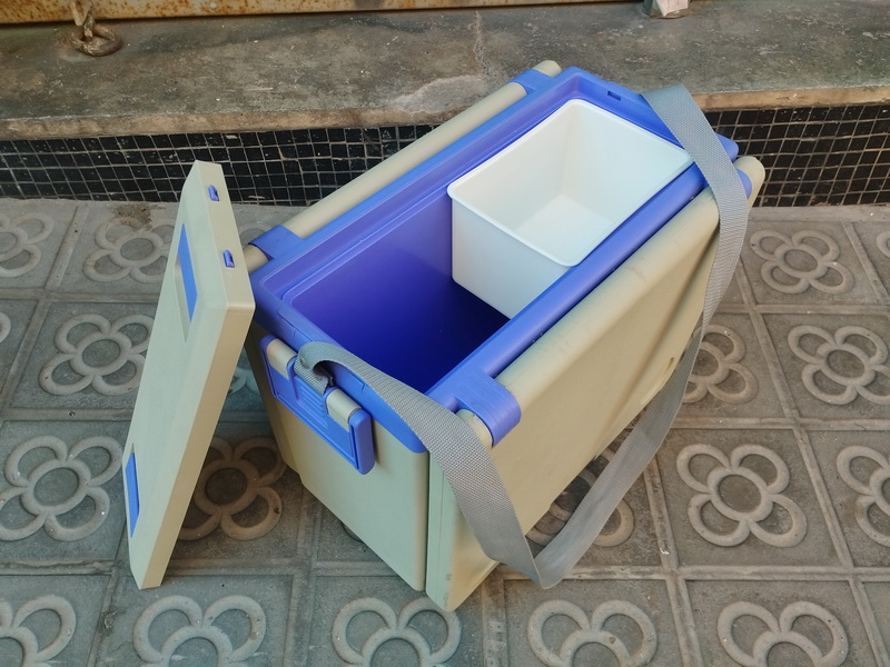 conjunto 1 mesa 2 taburetes camping plastico plegable portatil 27x22.5x24.5 39x29-93x48 1u